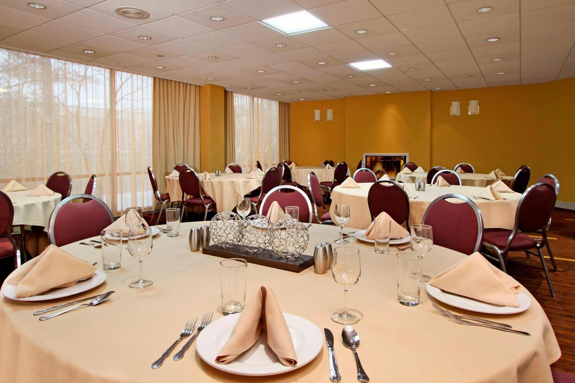 Courtyard By Marriott Lyndhurst/Meadowlands Ngoại thất bức ảnh